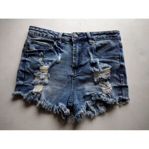 Almost famous junior distressed denim‎ shorts size 5